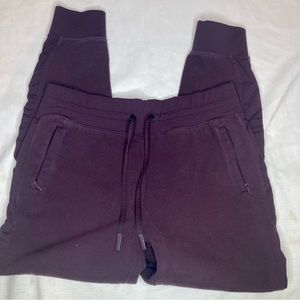 Lululemon purple joggers